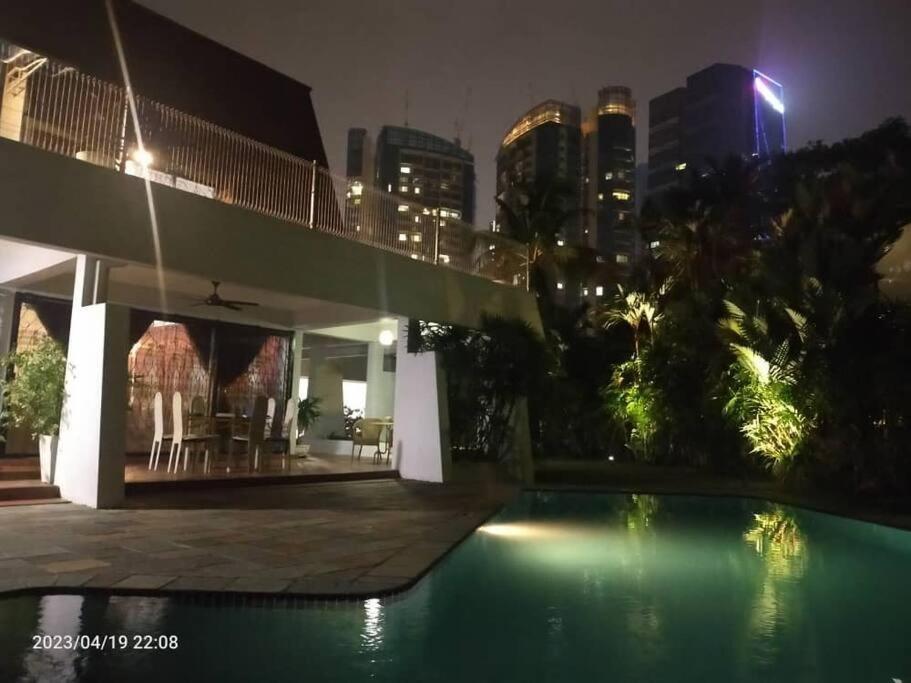 W Pool Damansara Height Kl Vila Kuala Lumpur